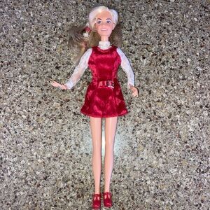 1997 Vintage Sabrina Teenage Witch In Red Outfit (Surprise Style Sabrina)